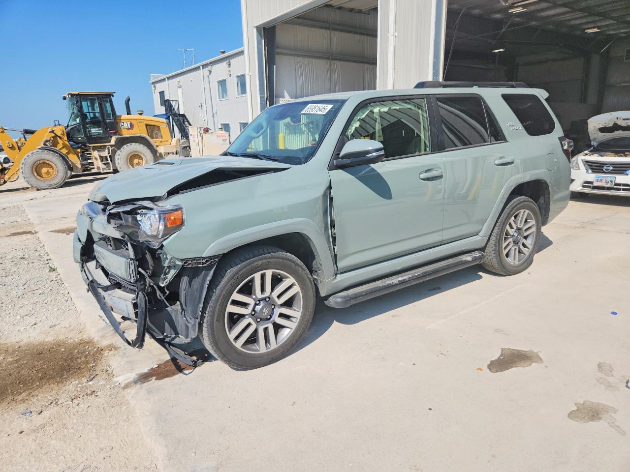 2023 TOYOTA 4RUNNER TRD Sport