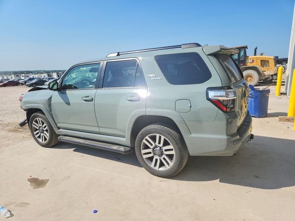2023 TOYOTA 4RUNNER TRD Sport