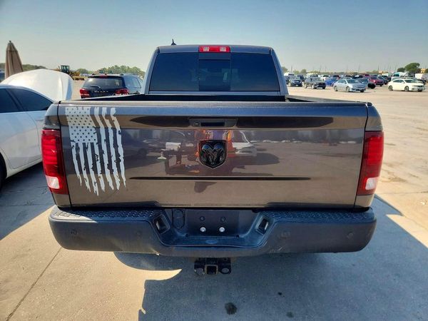 2019 RAM 1500 CLASSIC SLT