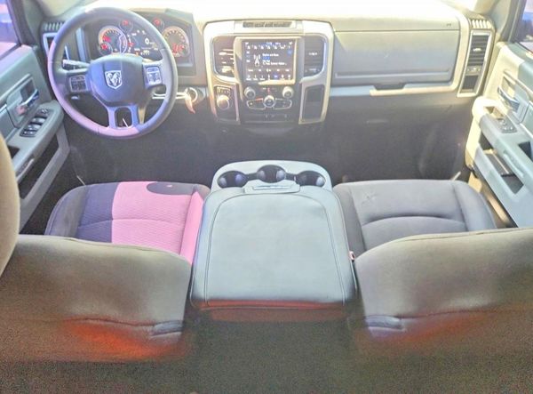 2019 RAM 1500 CLASSIC SLT