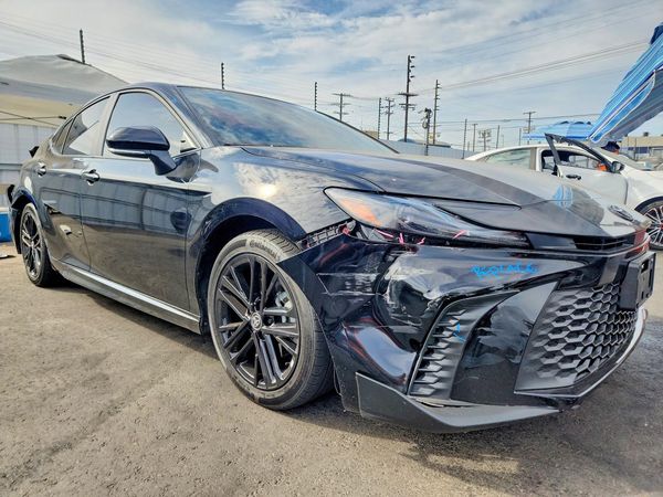 2025 TOYOTA CAMRY