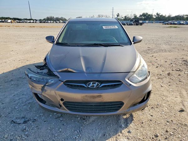 2013 HYUNDAI ACCENT GLS, GS