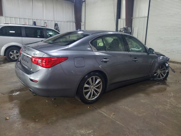 2017 INFINITI Q50