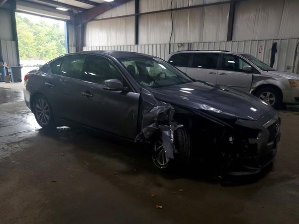 2017 INFINITI Q50
