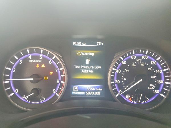 2017 INFINITI Q50