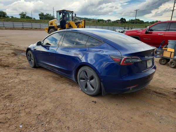 2021 TESLA MODEL 3
