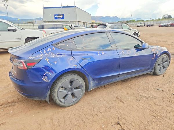 2021 TESLA MODEL 3