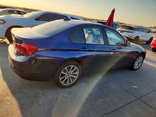 2016 BMW 320