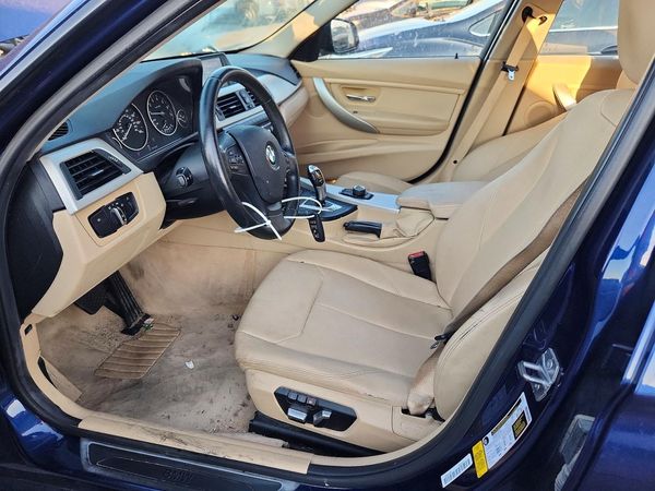 2016 BMW 320