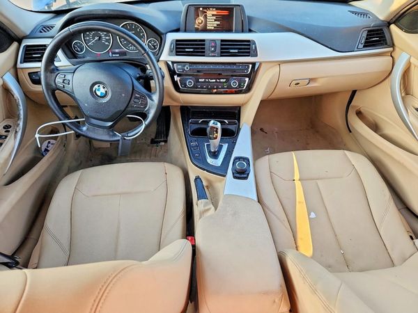 2016 BMW 320