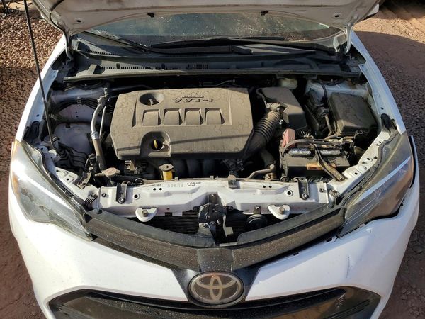 2017 TOYOTA COROLLA
