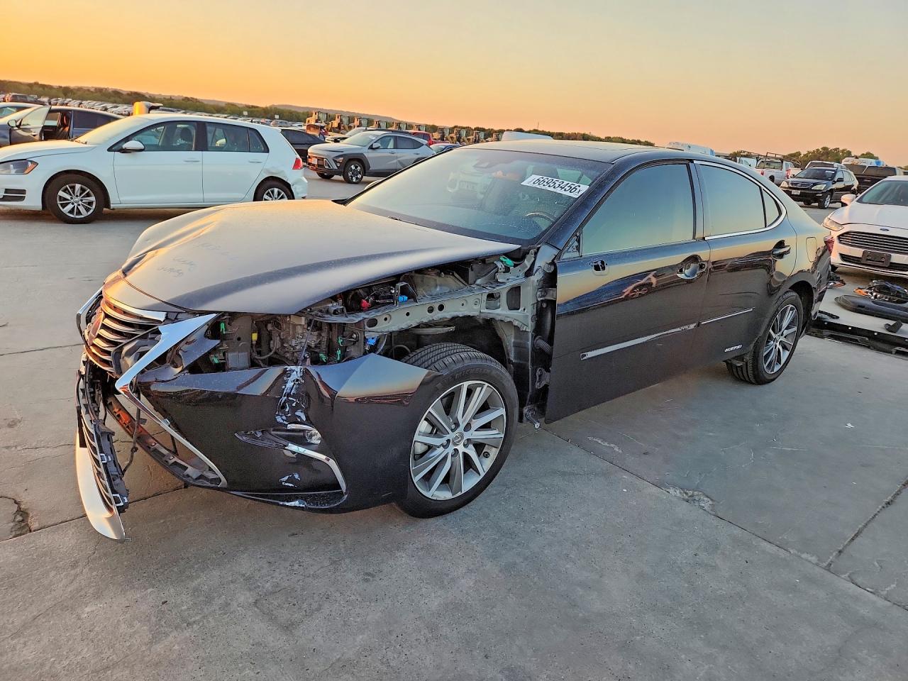 2017 LEXUS ES 300h