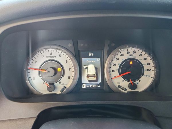 2017 TOYOTA SIENNA SE/SE Premium