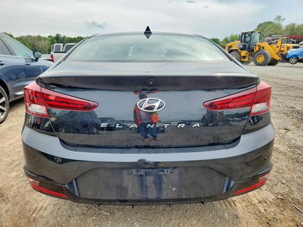 2019 HYUNDAI ELANTRA