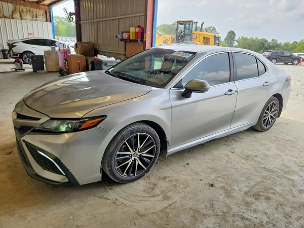 2024 TOYOTA CAMRY