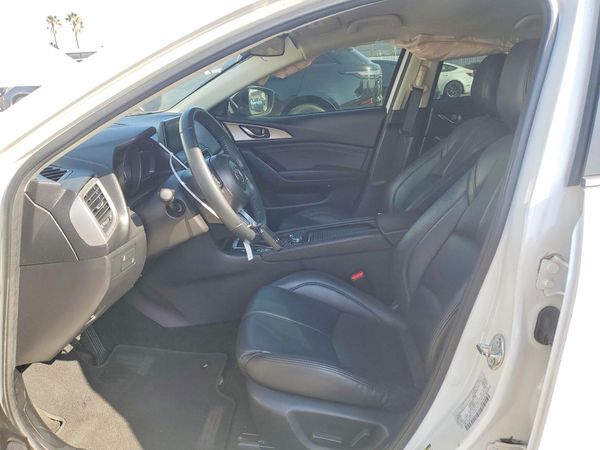 2018 MAZDA 3