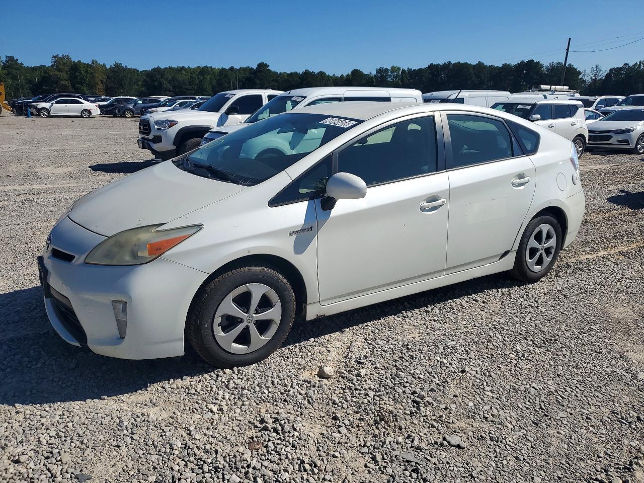 2012 TOYOTA PRIUS — Front 3/4