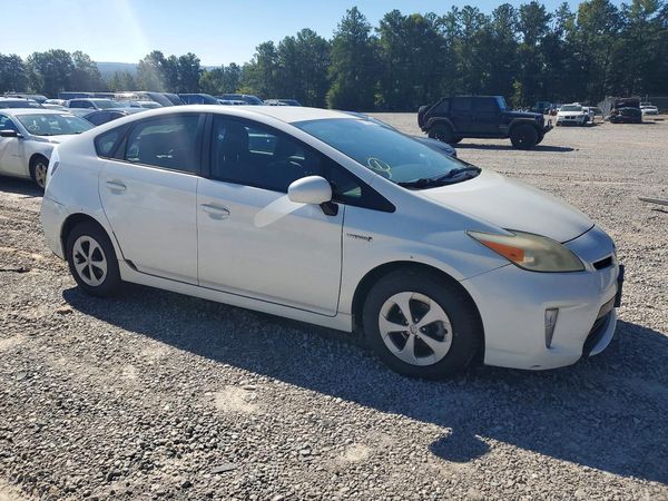 2012 TOYOTA PRIUS — Passenger 3/4