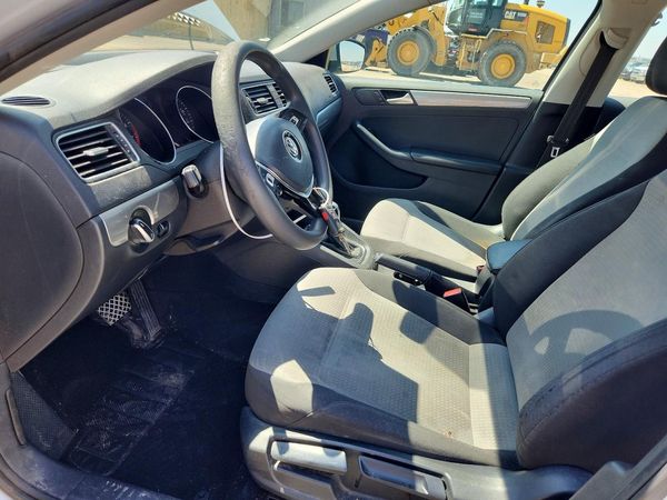 2017 VOLKSWAGEN JETTA