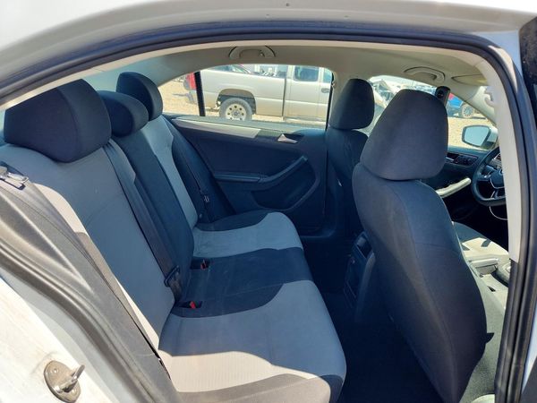 2017 VOLKSWAGEN JETTA