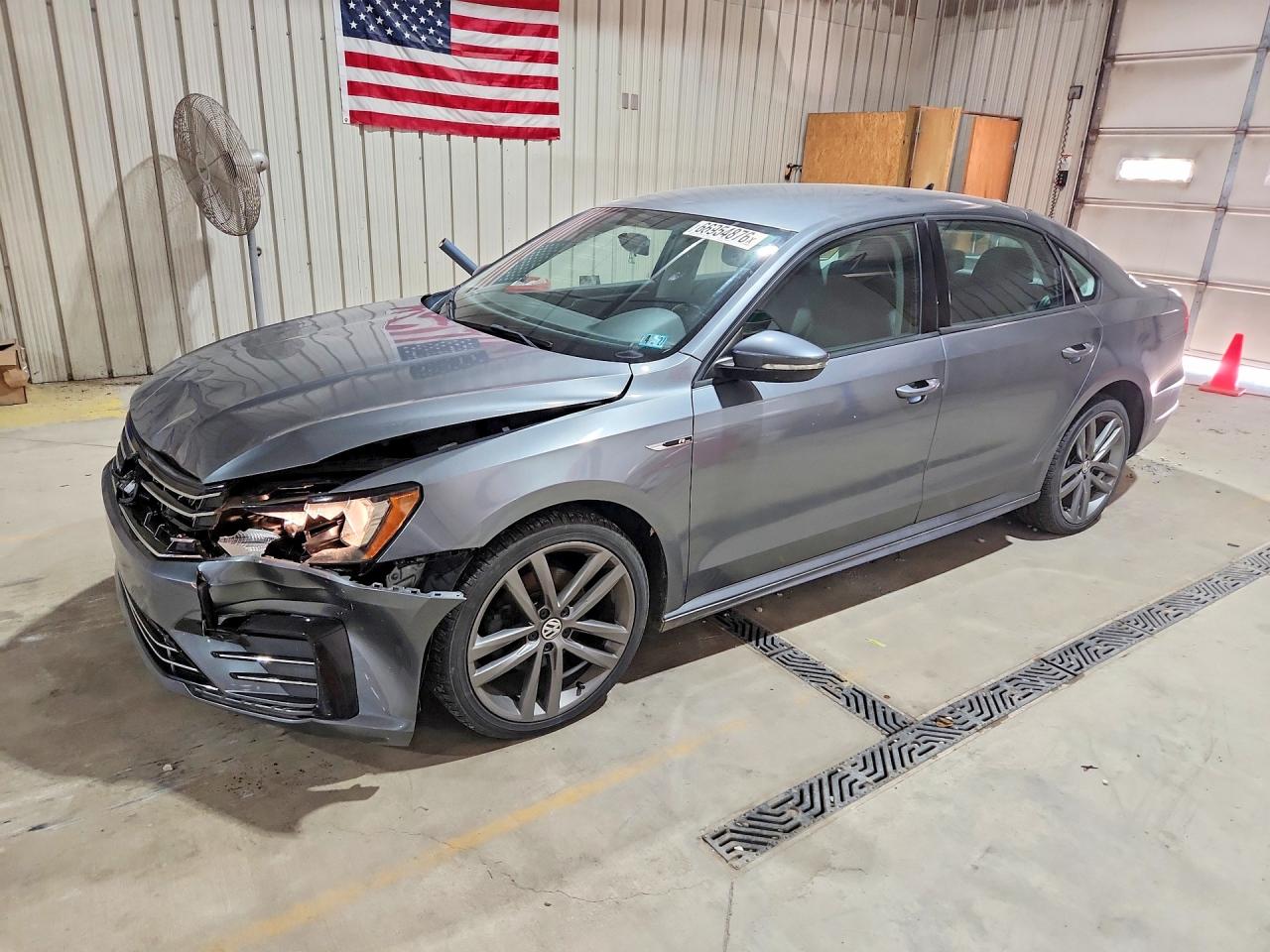 2018 VOLKSWAGEN PASSAT