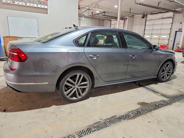 2018 VOLKSWAGEN PASSAT