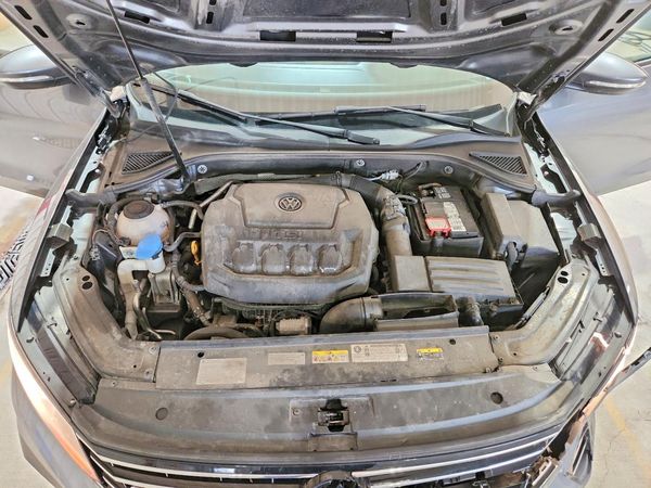 2018 VOLKSWAGEN PASSAT