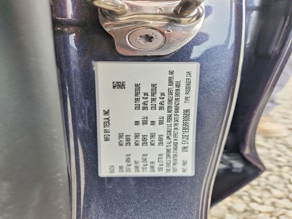 2024 TESLA MODEL 3