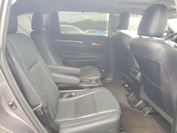 2016 TOYOTA HIGHLANDER