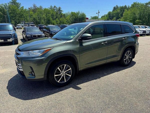 2017 TOYOTA HIGHLANDER SE/XLE