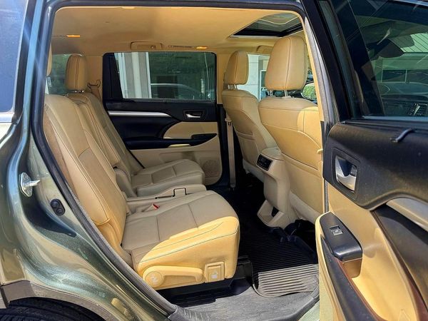 2017 TOYOTA HIGHLANDER SE/XLE