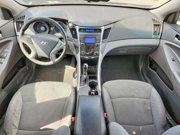 2013 HYUNDAI SONATA