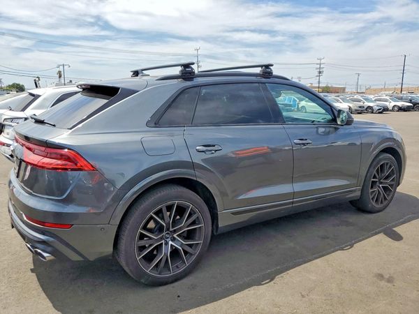 2020 AUDI SQ8