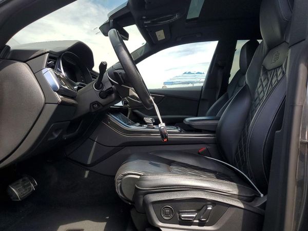 2020 AUDI SQ8
