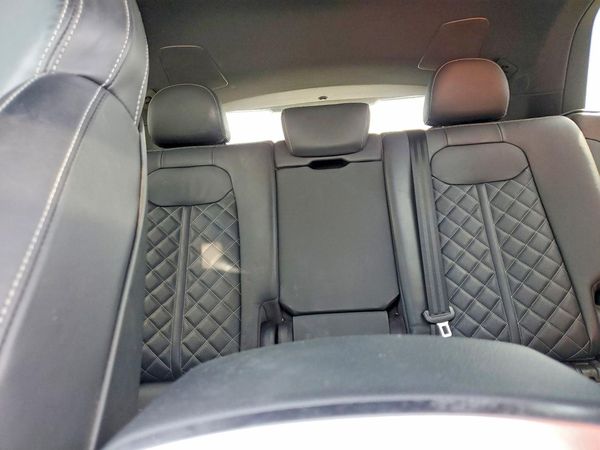 2020 AUDI SQ8