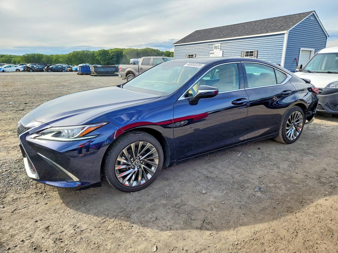 2025 LEXUS ES 300H 300h Luxury