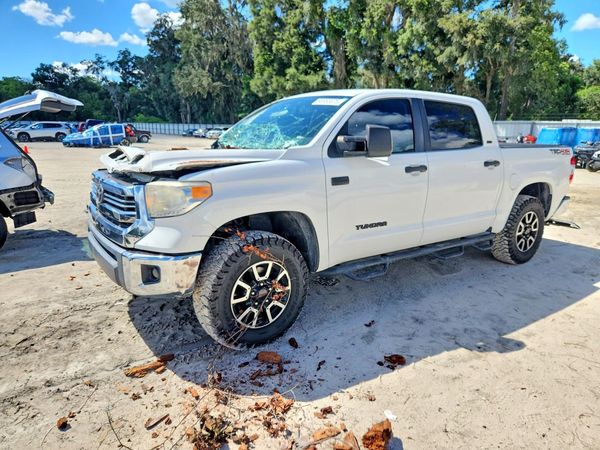 2015 TOYOTA TUNDRA SR5 Grade
