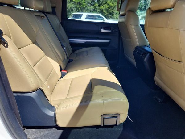 2015 TOYOTA TUNDRA SR5 Grade