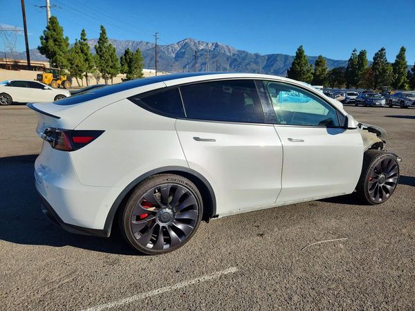 2021 TESLA MODEL Y