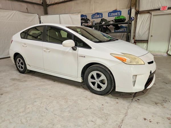2012 TOYOTA PRIUS — Passenger 3/4