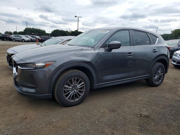 2021 MAZDA CX-5 Touring — Front 3/4