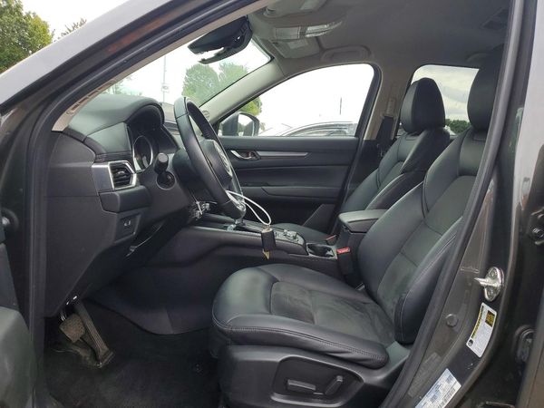 2021 MAZDA CX-5 Touring — DENT