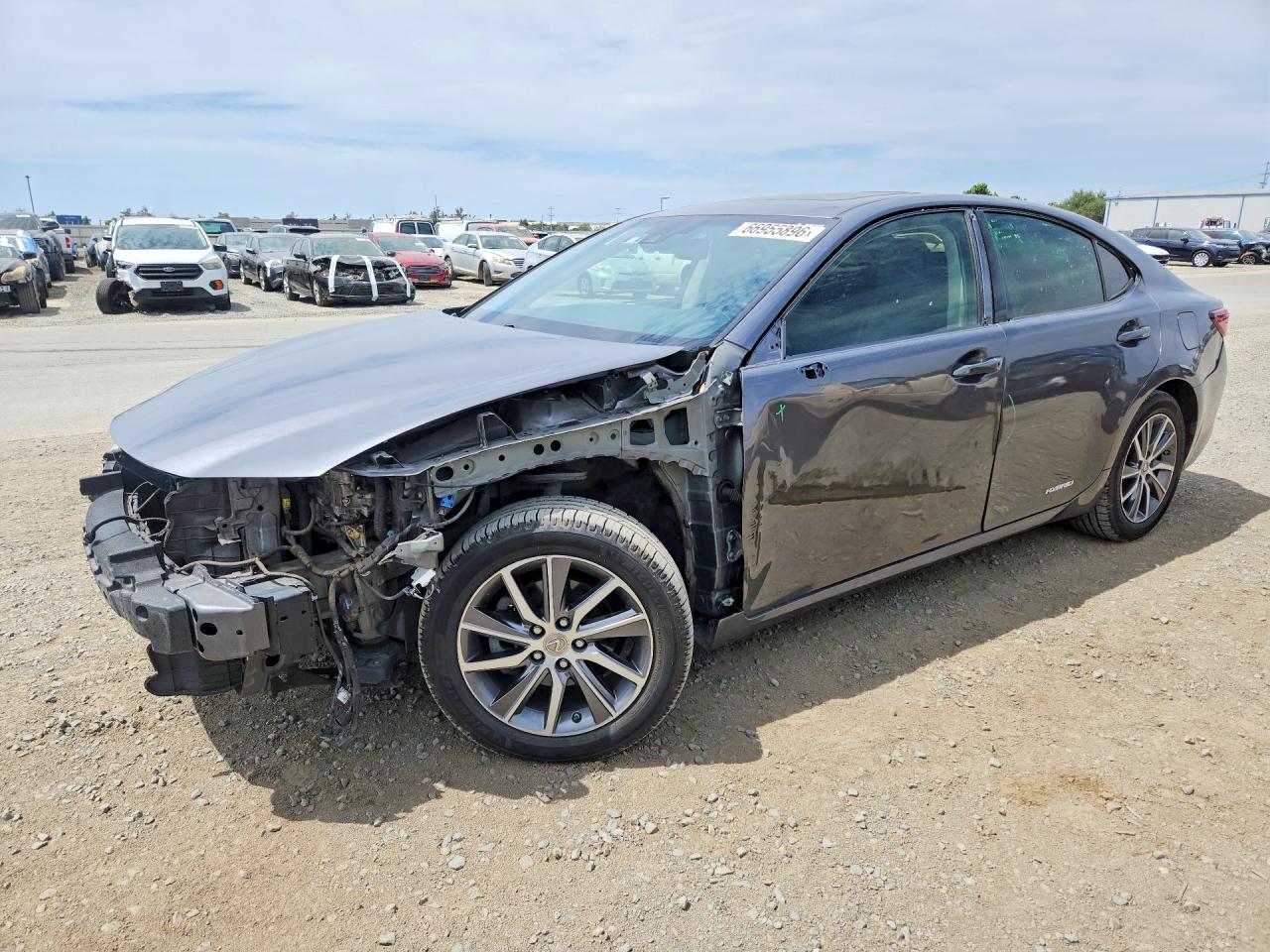2016 LEXUS ES 300h