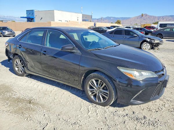 2015 TOYOTA CAMRY