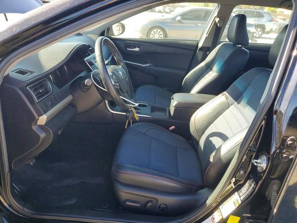 2015 TOYOTA CAMRY