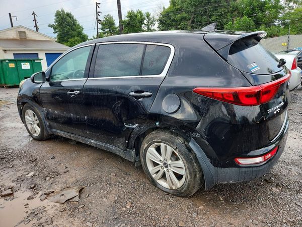 2017 KIA SPORTAGE LX