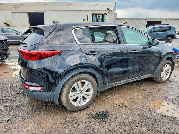 2017 KIA SPORTAGE LX