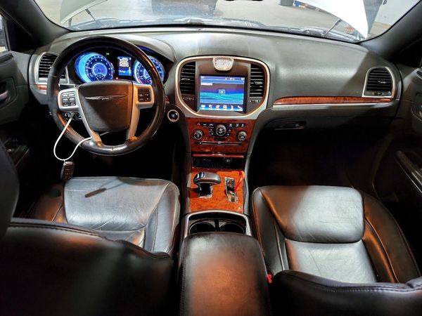 2014 CHRYSLER 300