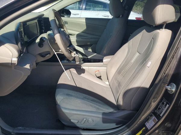2021 HYUNDAI ELANTRA