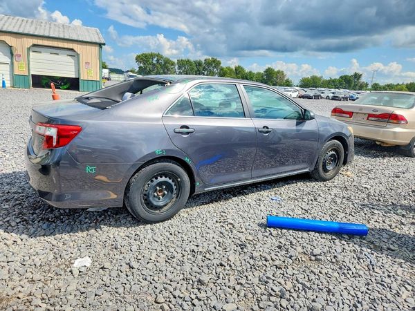2013 TOYOTA CAMRY